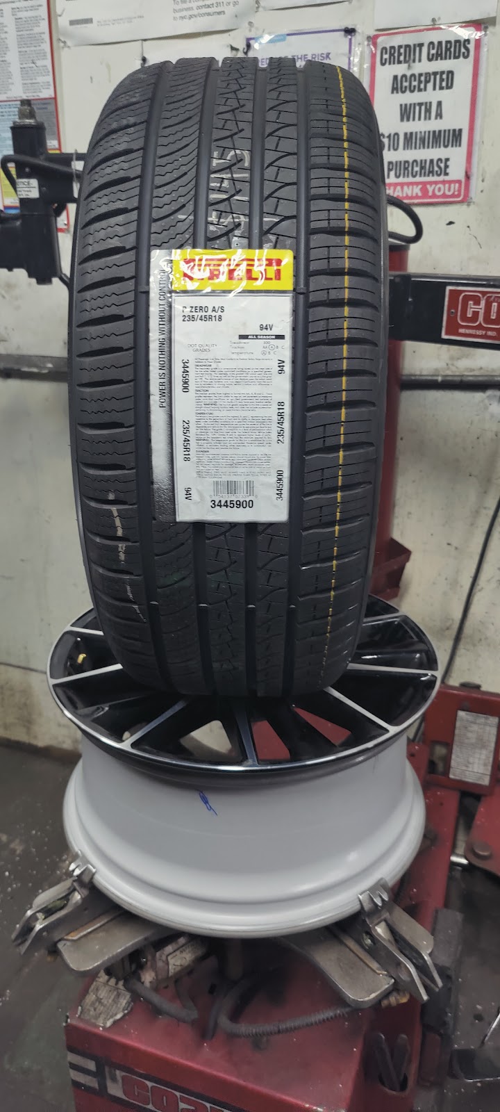 Los gatos new and used tires | 37-34 31st St, Queens, NY 11101, USA | Phone: (718) 361-6002