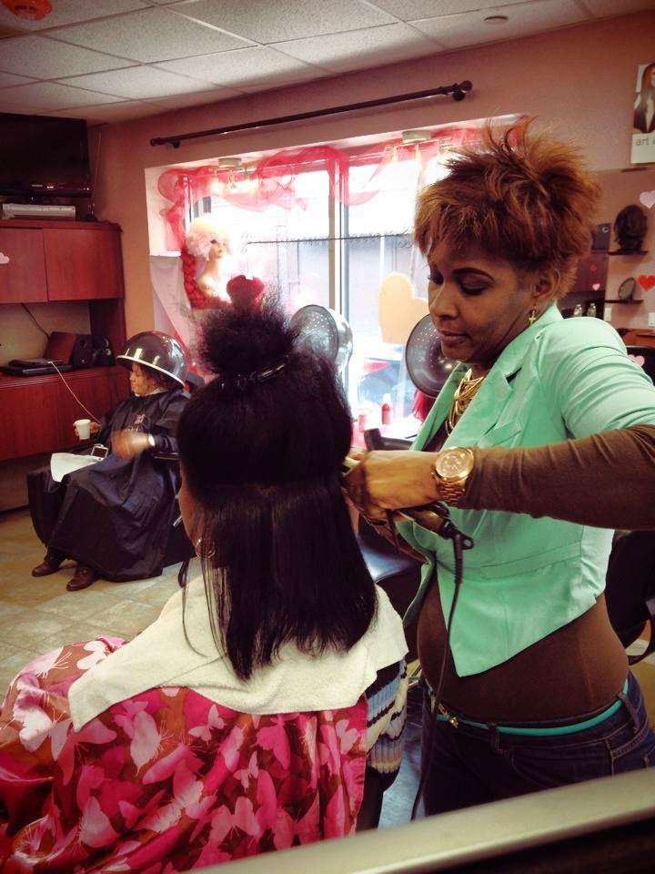 Urban Rose Boutique Salon | 325 Summit Ave, Jersey City, NJ 07306 | Phone: (201) 451-5004