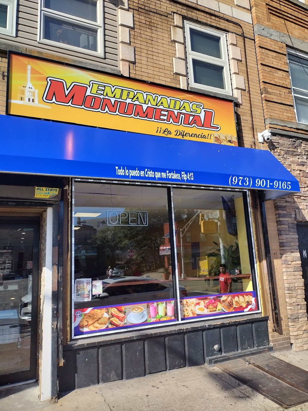 Empanadas Monumental | 206 Bloomfield Ave, Newark, NJ 07104, USA | Phone: (973) 901-9165