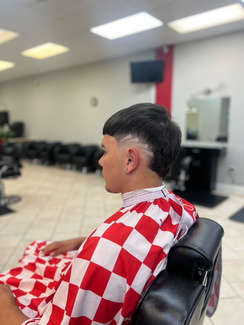 606 Barber shop | 46000 Old Ox Rd unit 104, Sterling, VA 20166, USA | Phone: (703) 435-0307