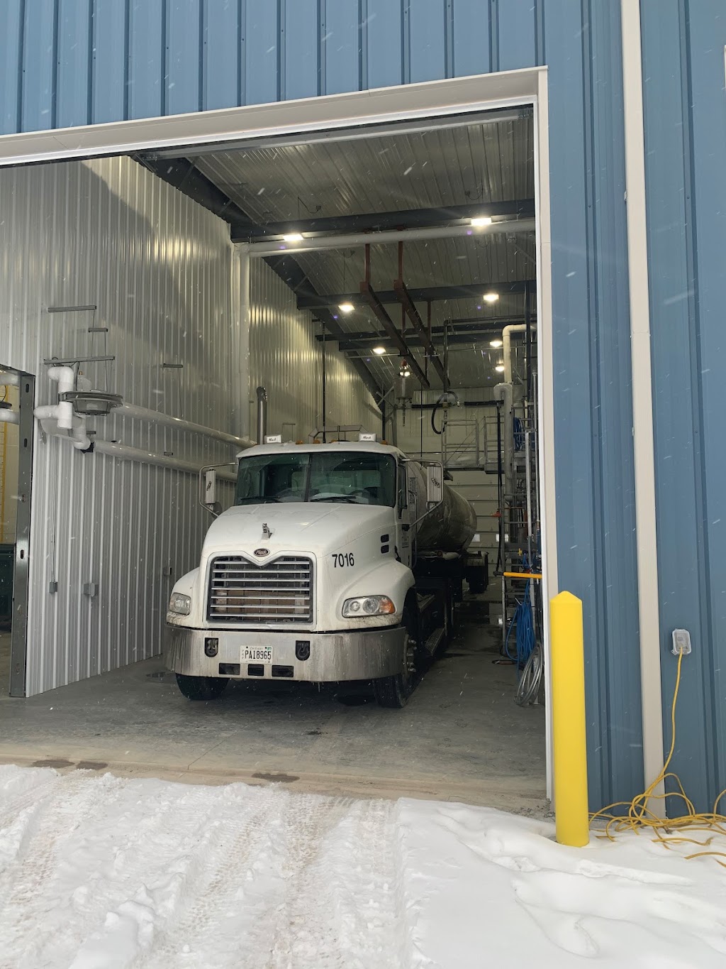 Tank Carrier Services | 3237 Oneida Valley Rd #2107, Emlenton, PA 16373, USA | Phone: (724) 791-2400