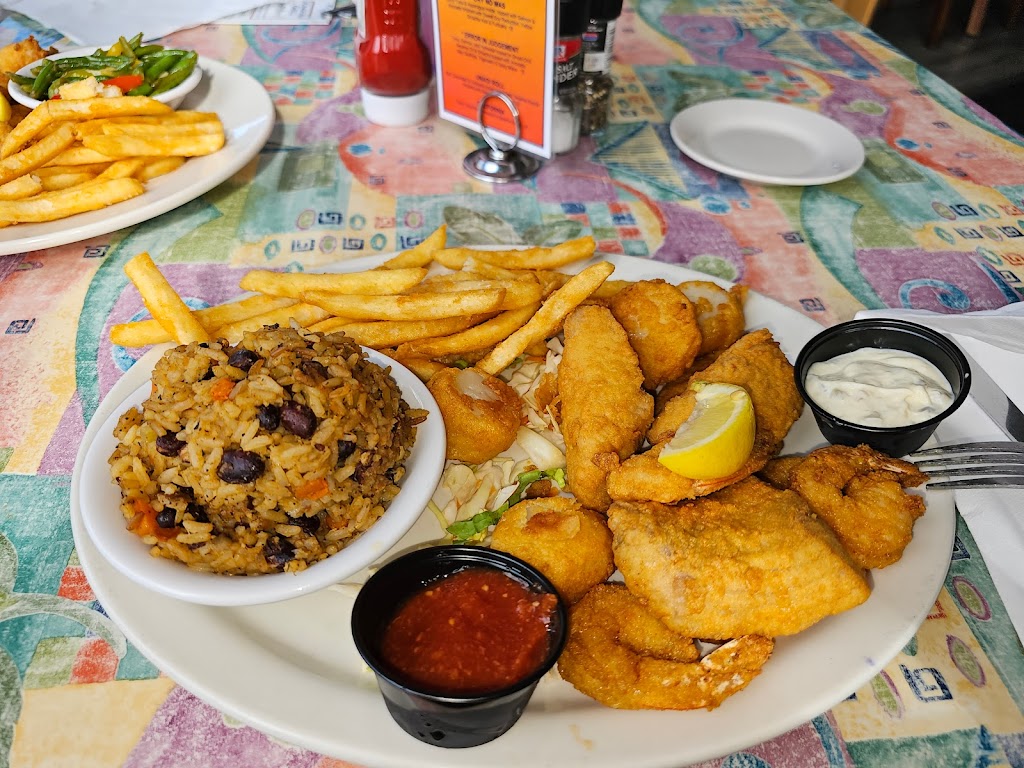 Kingfish Grill On the Water | 252 Yacht Club Dr, St. Augustine, FL 32084, USA | Phone: (904) 824-2111