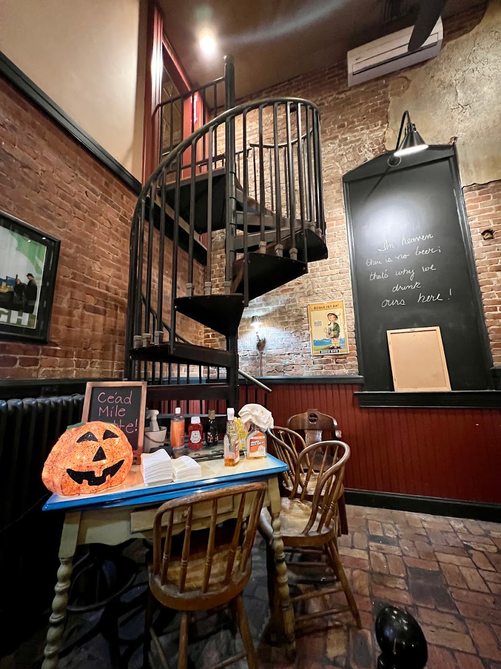 Kellys Gingernut Pub | 133 Mason Ave, Cape Charles, VA 23310, USA | Phone: (757) 331-3222