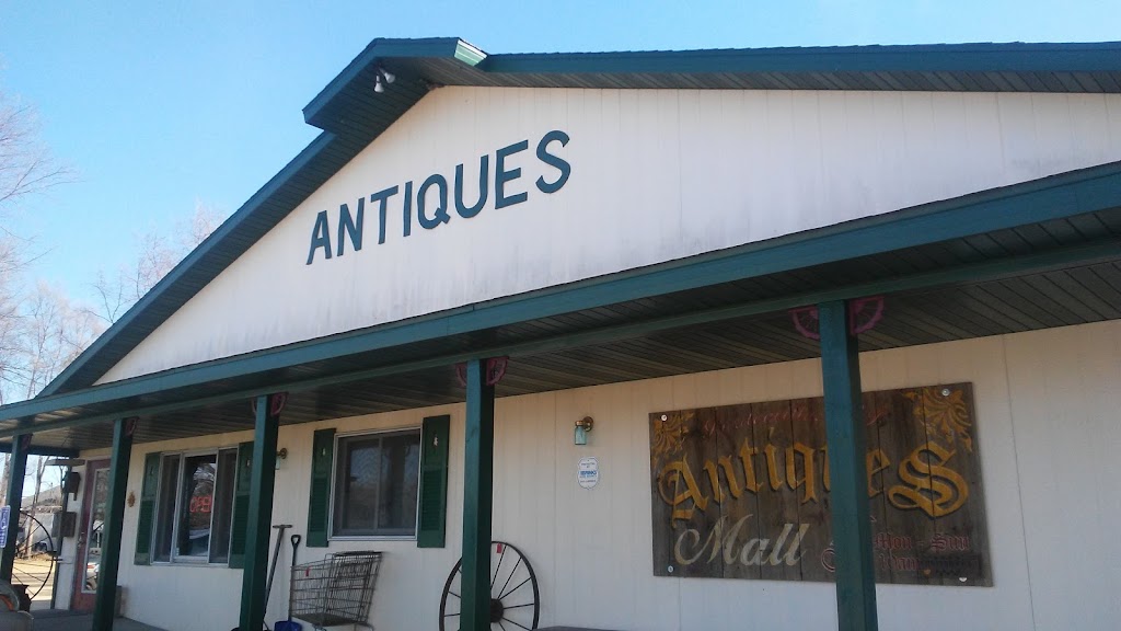 Pardeeville Antique Mall | 103 Industrial Dr, Pardeeville, WI 53954, USA | Phone: (608) 429-9393