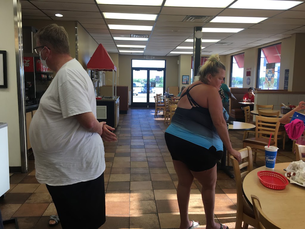 Dairy Queen | 111 TX-239, Tivoli, TX 77990, USA | Phone: (361) 286-3307