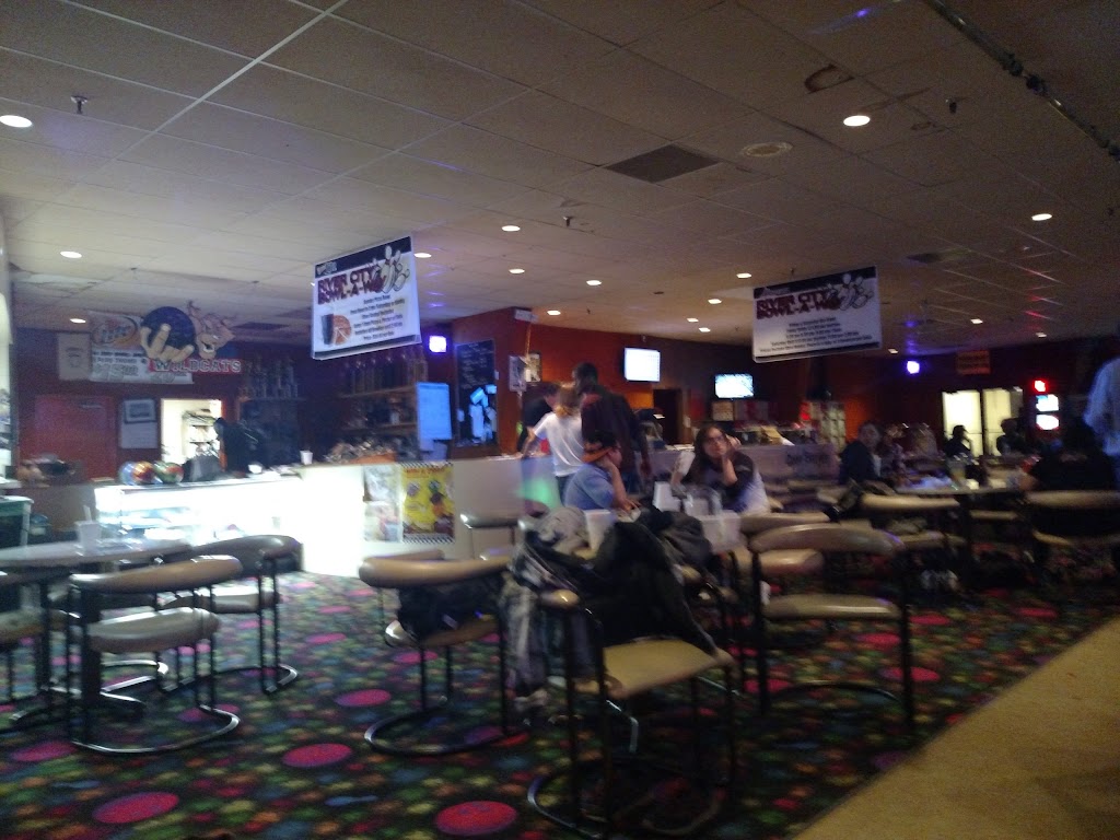 River City Bowl-A-Way | 380 Independence Dr, Napoleon, OH 43545, USA | Phone: (419) 592-1841