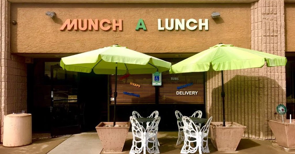 Munch A Lunch | 1403 W 10th Pl B105, Tempe, AZ 85281, USA | Phone: (480) 968-2008