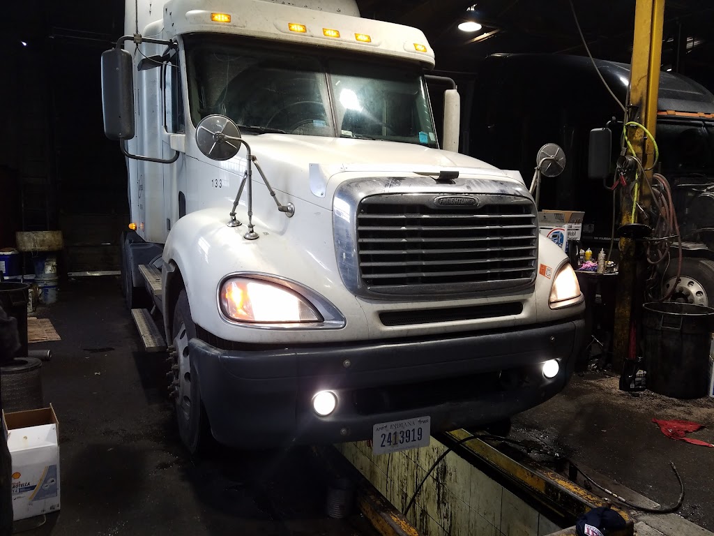 Motown Truck Repair | 14011 Mellon St, Detroit, MI 48217, USA | Phone: (313) 551-0542