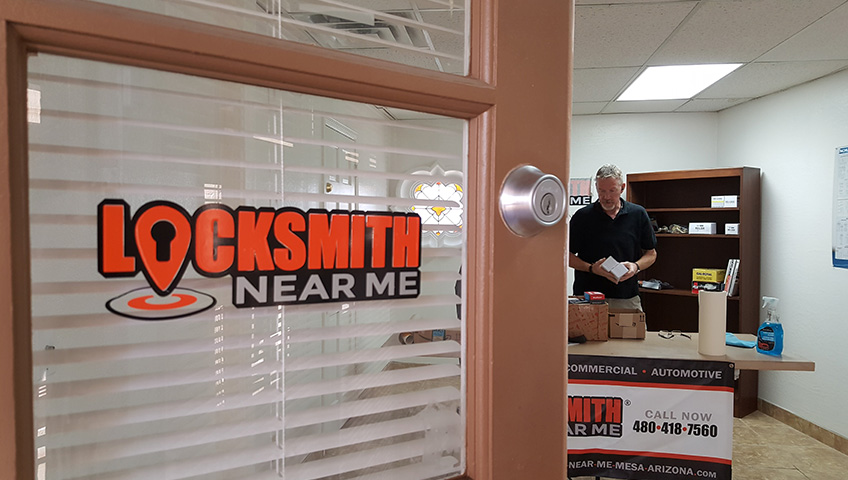 Locksmith Near Me, LLC | 1855 E Southern Ave UNIT 214, Mesa, AZ 85204, USA | Phone: (480) 418-7560