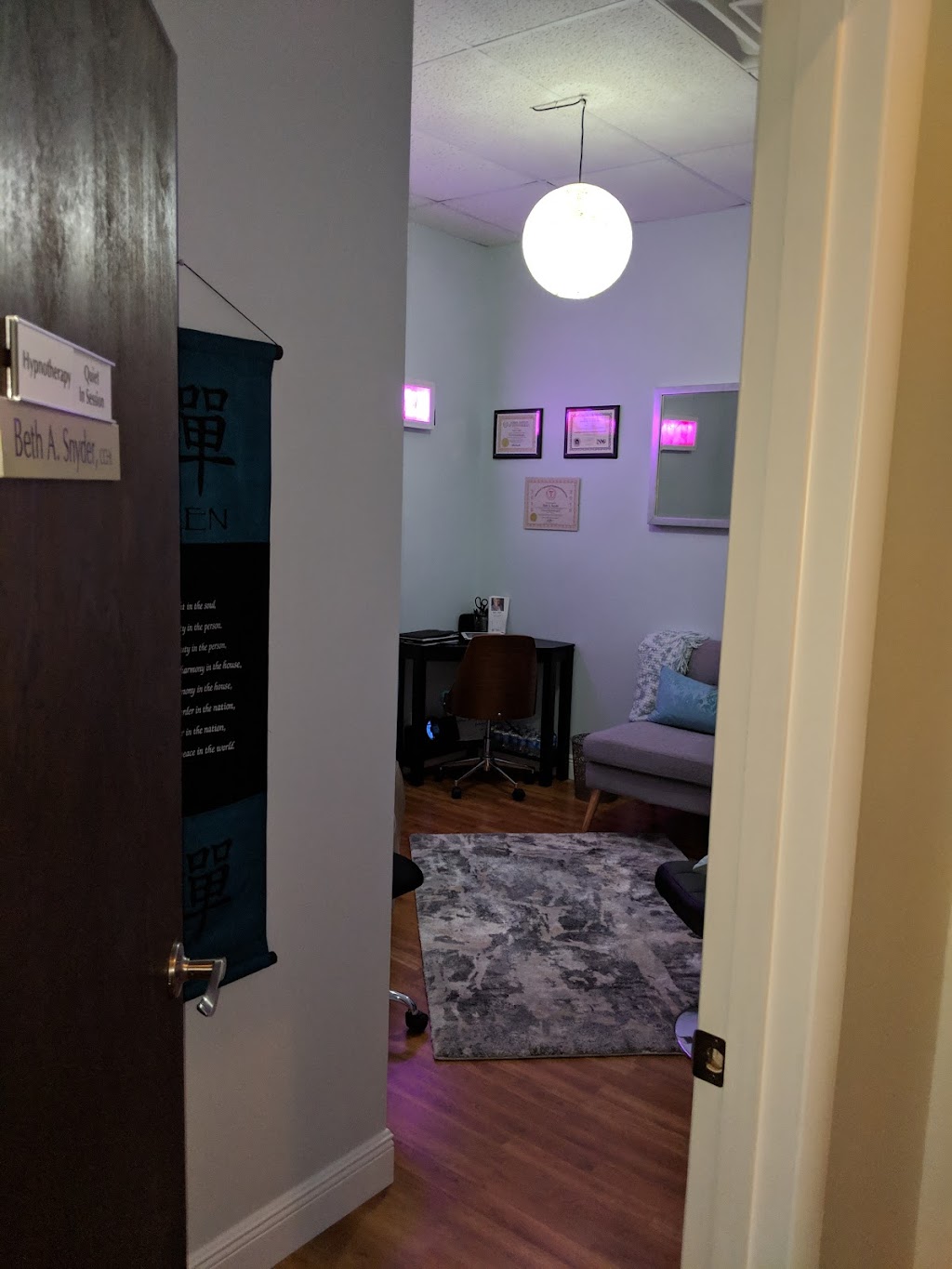 Beth A. Snyder, CCHt Hypnosis | 4801 S Tamiami Trail #5, Suite A, Sarasota, FL 34231, USA | Phone: (941) 706-3257