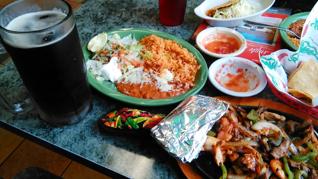 El Cazador Mexican Restaurant | 408 E Main St, Cambridge City, IN 47327, USA | Phone: (765) 478-6101