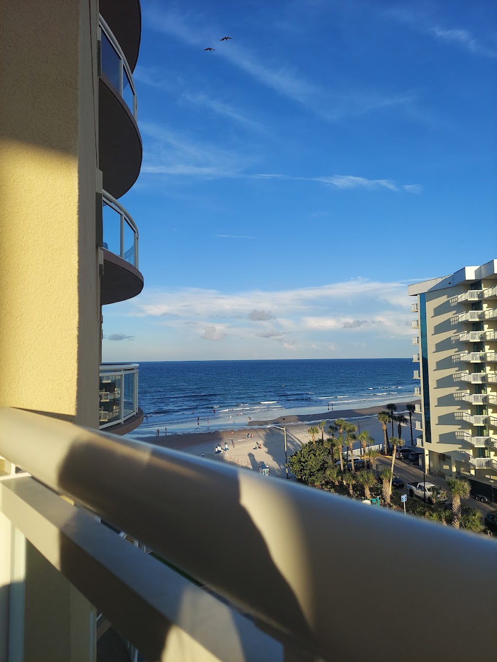 Daytona Ocean Front Rentals | 1925 S Atlantic Ave, Daytona Beach Shores, FL 32118, USA | Phone: (386) 871-6550