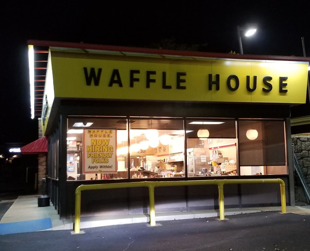 Waffle House | 2915 LAWRENCEVILLE, Suwanee, GA 30024, USA | Phone: (770) 271-3757