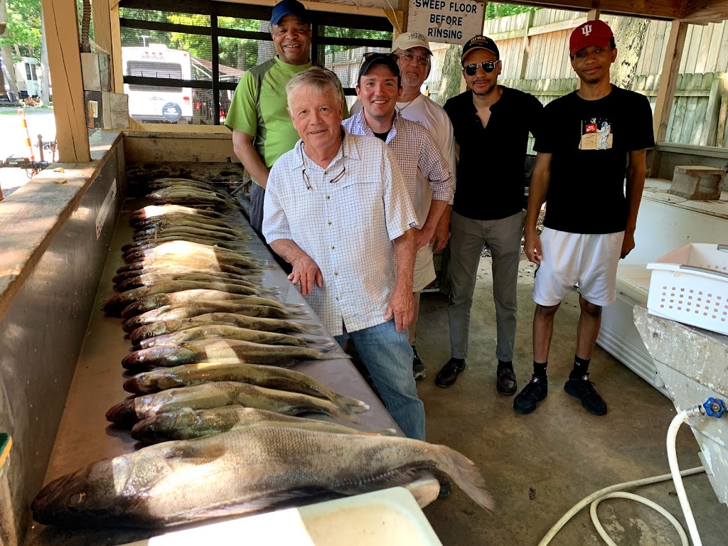 Fish on Charters | 1560 NW Catawba Rd, Port Clinton, OH 43452, USA | Phone: (937) 594-1308