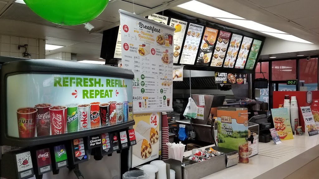 Del Taco | 22349 El Toro Rd, Lake Forest, CA 92630, USA | Phone: (949) 586-3757