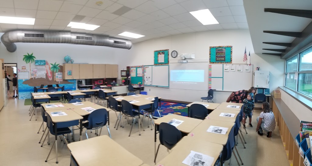 Cross Oaks Elementary School | 600 Liberty Blvd, Cross Roads, TX 76227, USA | Phone: (972) 347-7100