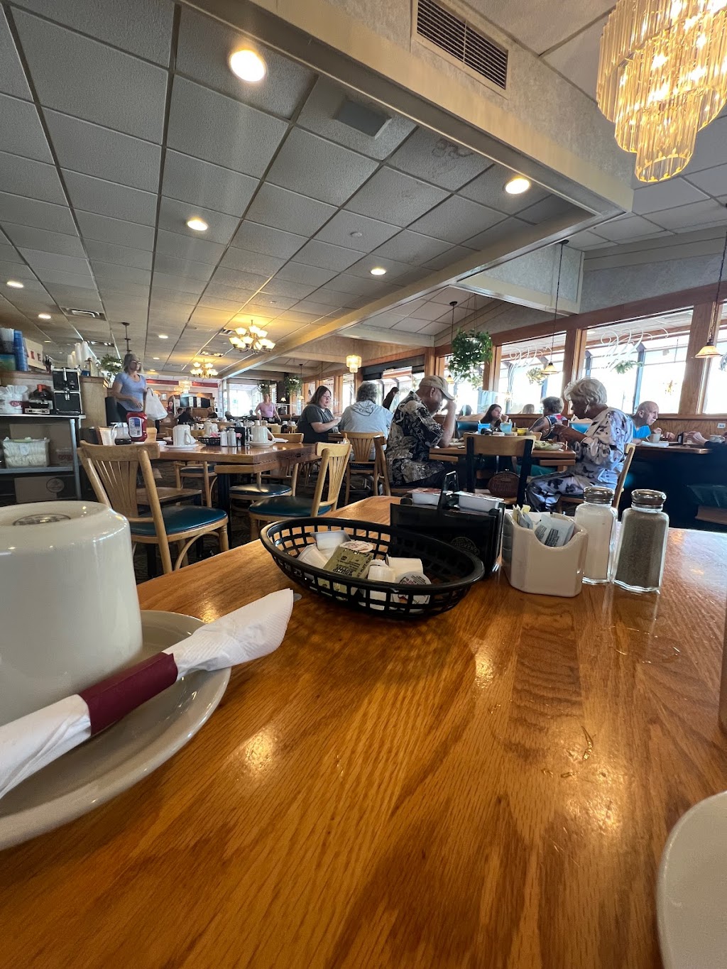 Lakeside Cafe | 1040 N Coliseum Blvd, Fort Wayne, IN 46805, USA | Phone: (260) 387-5138