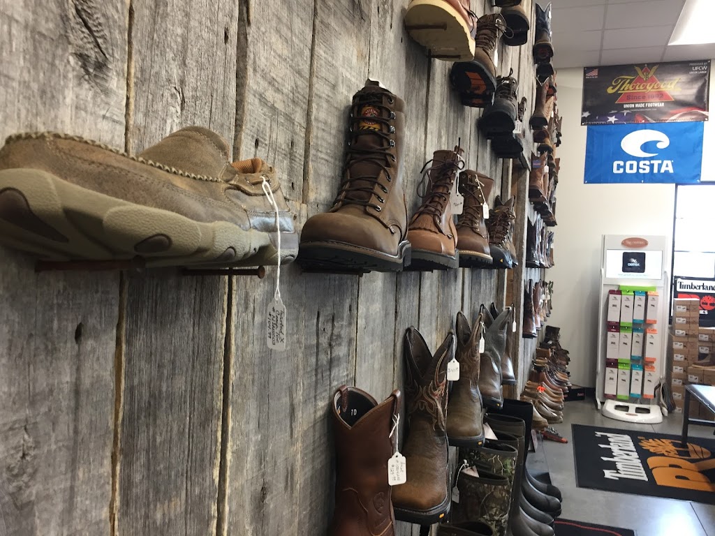 RT Outfitters | 401 Outlet Center Dr, Georgetown, KY 40324 | Phone: (502) 603-8108