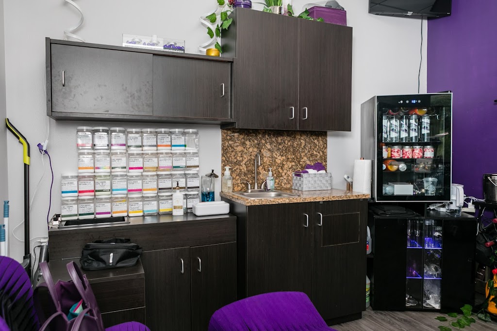 Facially Skin Bar | Facially Skin Bar @Essence Salon Suites of Homewood, 17956 S Halsted St, Homewood, IL 60430, USA | Phone: (219) 732-2425