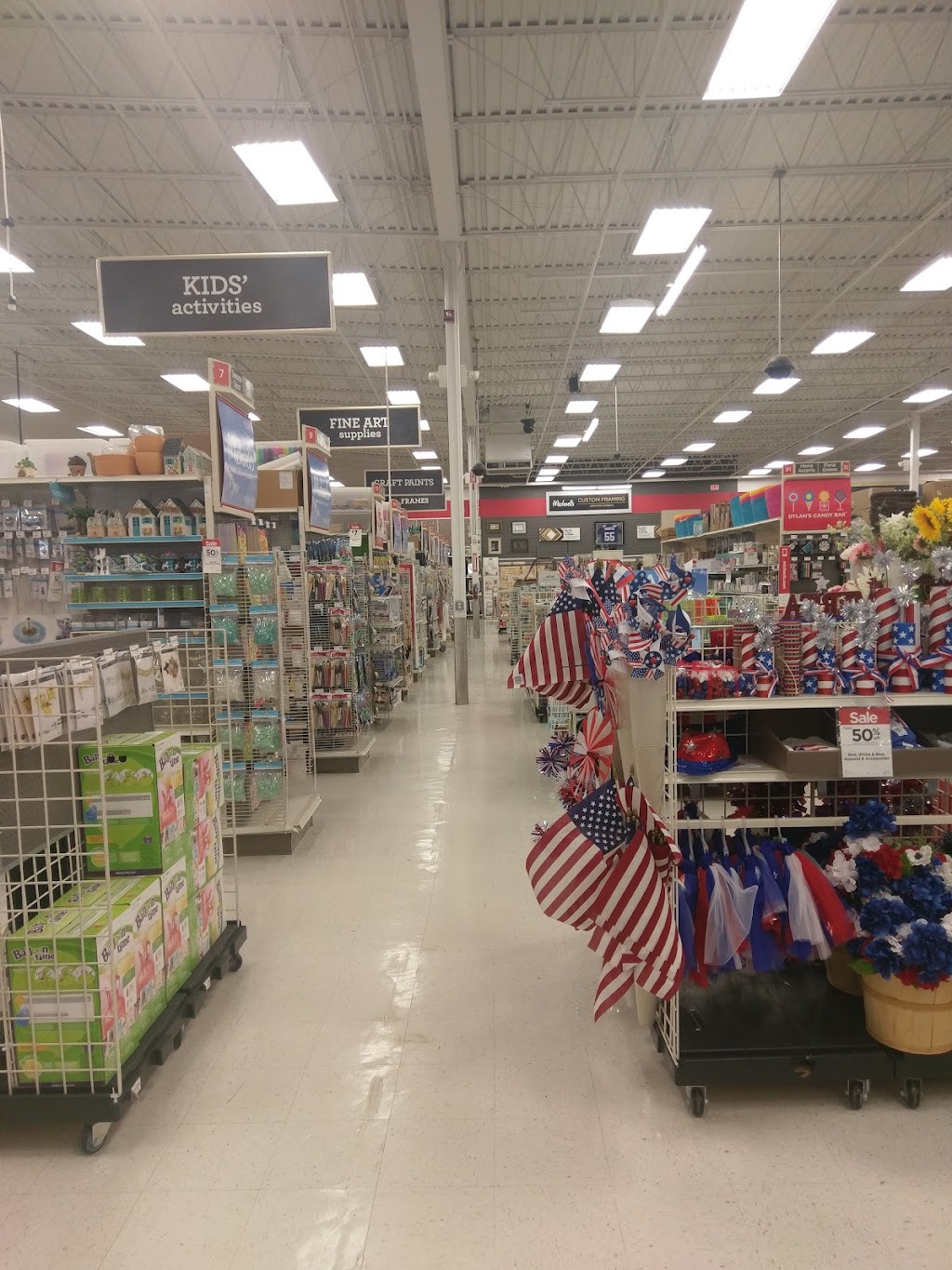 Michaels | 165 Rockland Center, Nanuet, NY 10954, USA | Phone: (845) 671-3100