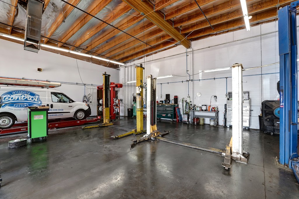 Hyland Auto Repair | 250 W Guadalupe Rd #2, Tempe, AZ 85283, USA | Phone: (480) 345-2566