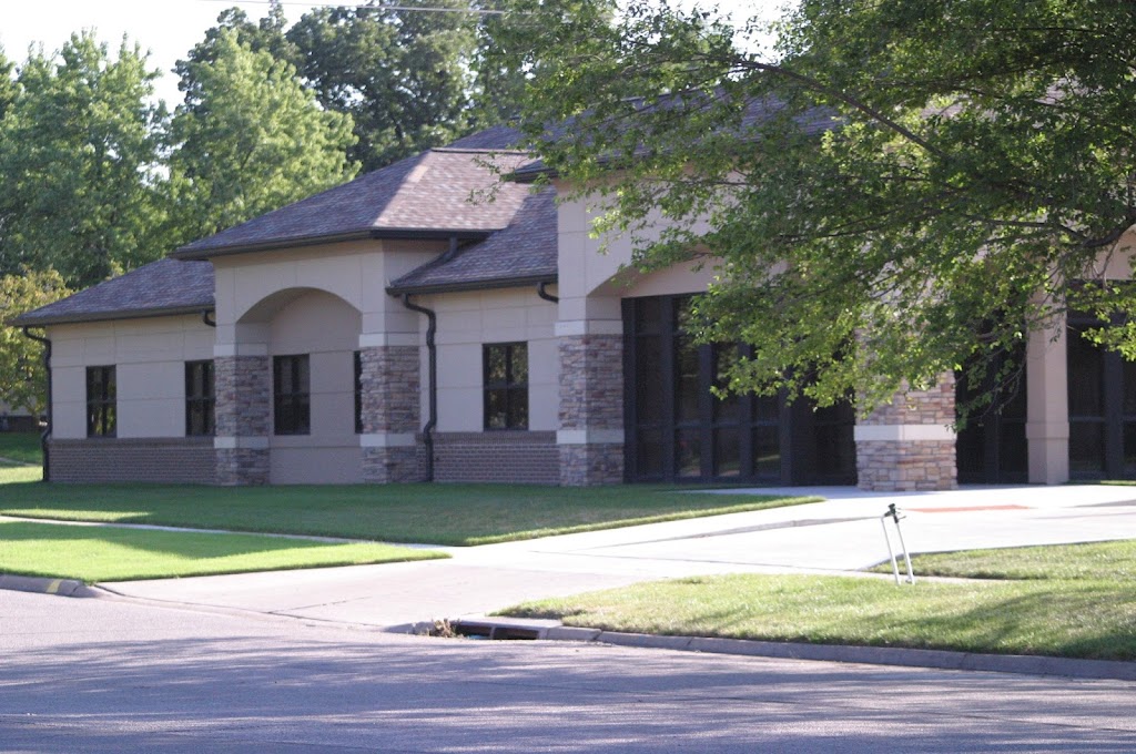 Sand Creek Family Dental | 400 Allison St, Newton, KS 67114, USA | Phone: (316) 283-2273