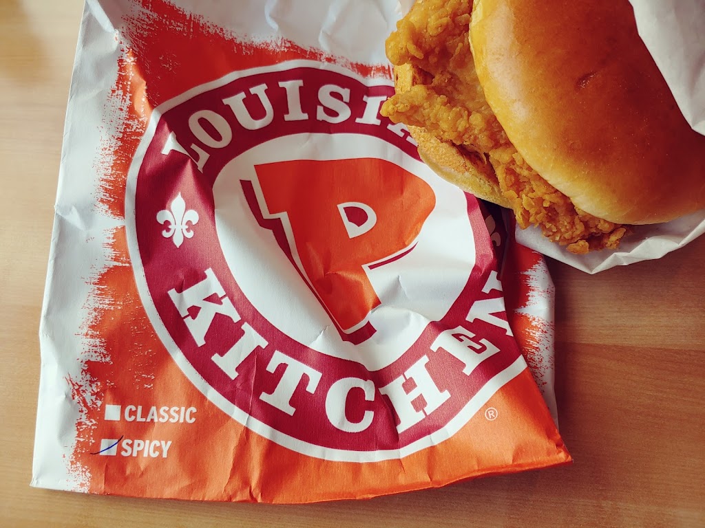 Popeyes Louisiana Kitchen | 2085 Morse St, Janesville, WI 53545, USA | Phone: (608) 743-9167