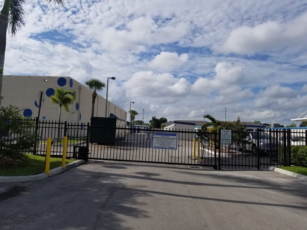 Storage America | 1596 NE 8th St, Homestead, FL 33033, USA | Phone: (305) 245-3000
