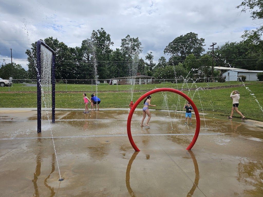 Bombay Park | 285 Bombay Rd, Denton, NC 27239, USA | Phone: (336) 242-2285