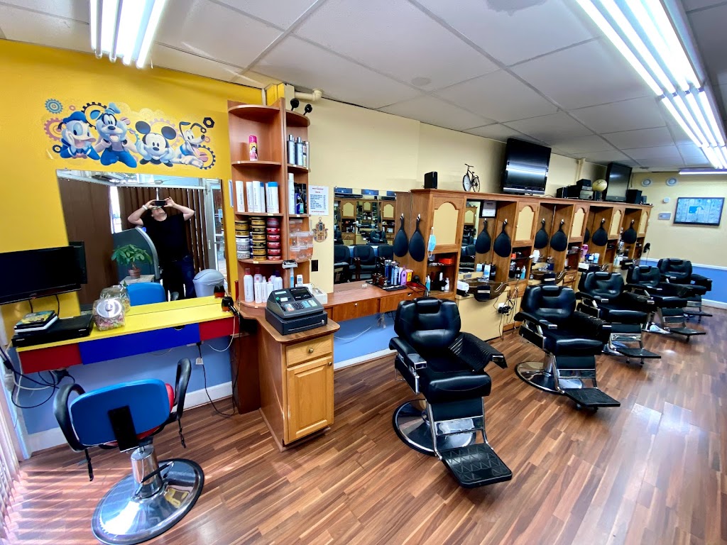 Greeley Barber Shop | 19 King St, Chappaqua, NY 10514 | Phone: (914) 861-2171