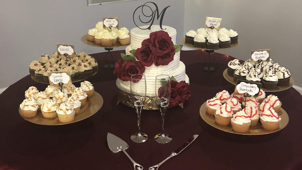 Cake Moms & More | 105 Broadway St, Brandenburg, KY 40108, USA | Phone: (270) 422-1900