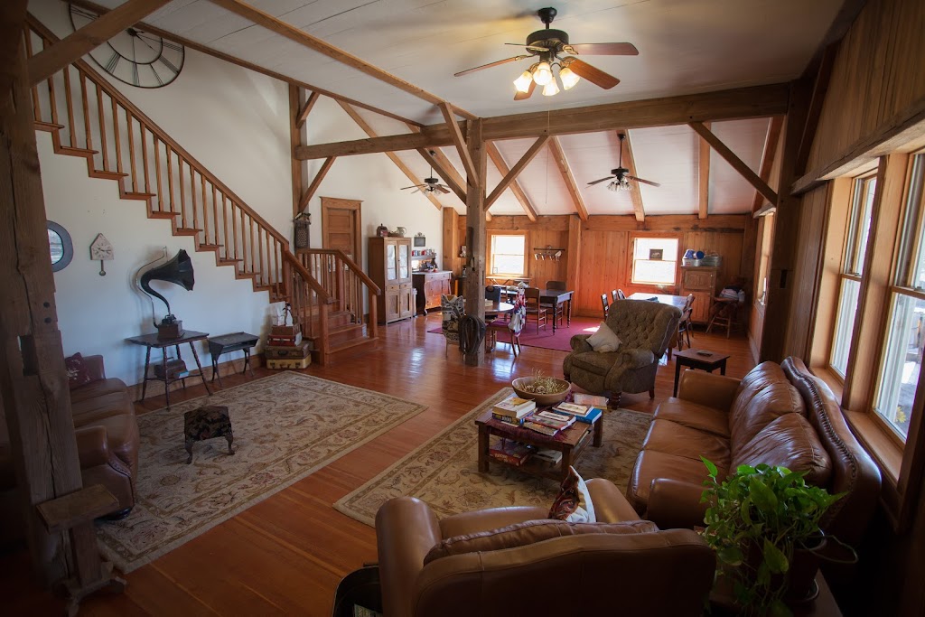 The Barns at Timber Creek | 14704 91st Rd, Winfield, KS 67156, USA | Phone: (620) 221-2797