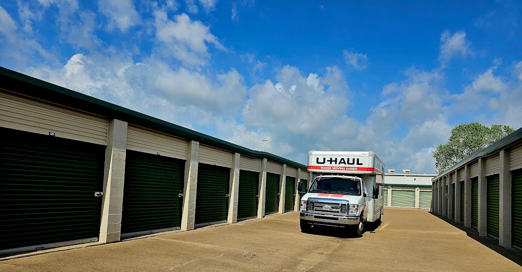 Storage Depot | 825 W Hidden Creek Pkwy, Burleson, TX 76028, USA | Phone: (817) 402-2282