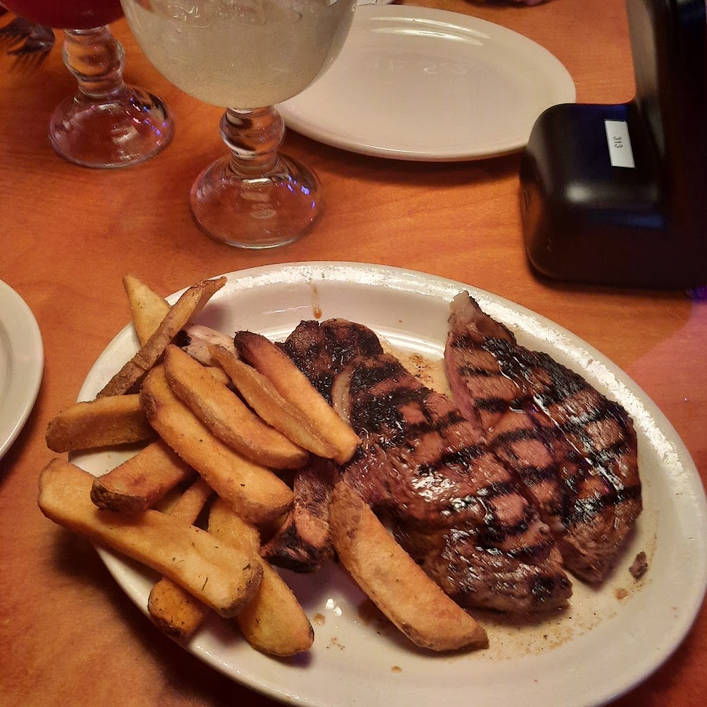 Texas Roadhouse | 4841 Annamark Dr, Madison, WI 53704, USA | Phone: (608) 244-9486