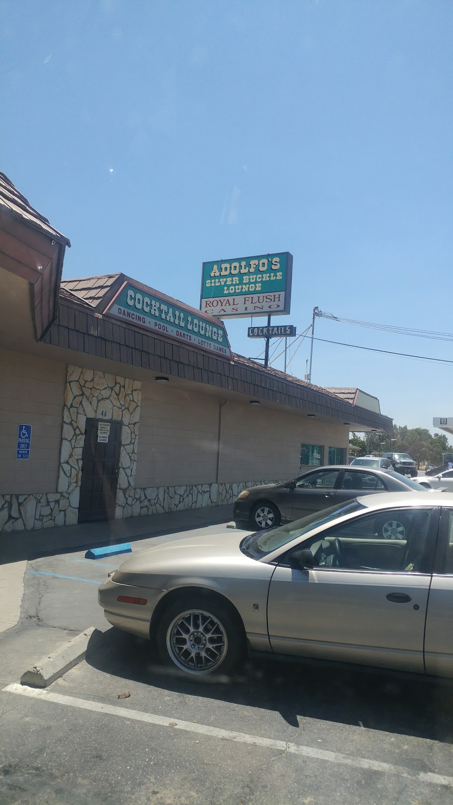 Adolfos Lounge | 44 N 19 1/2 Ave, Lemoore, CA 93245, USA | Phone: (559) 924-5055