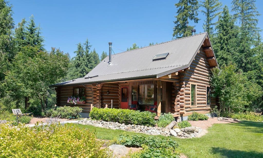 Happy Trails Lodge | 15220 Kelly Rd NE, Duvall, WA 98019, USA | Phone: (425) 308-1860