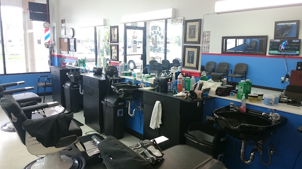 Edis Barber shop - hair care  | Photo 4 of 10 | Address: 5527 Park St N, St. Petersburg, FL 33709, USA | Phone: (727) 331-0011