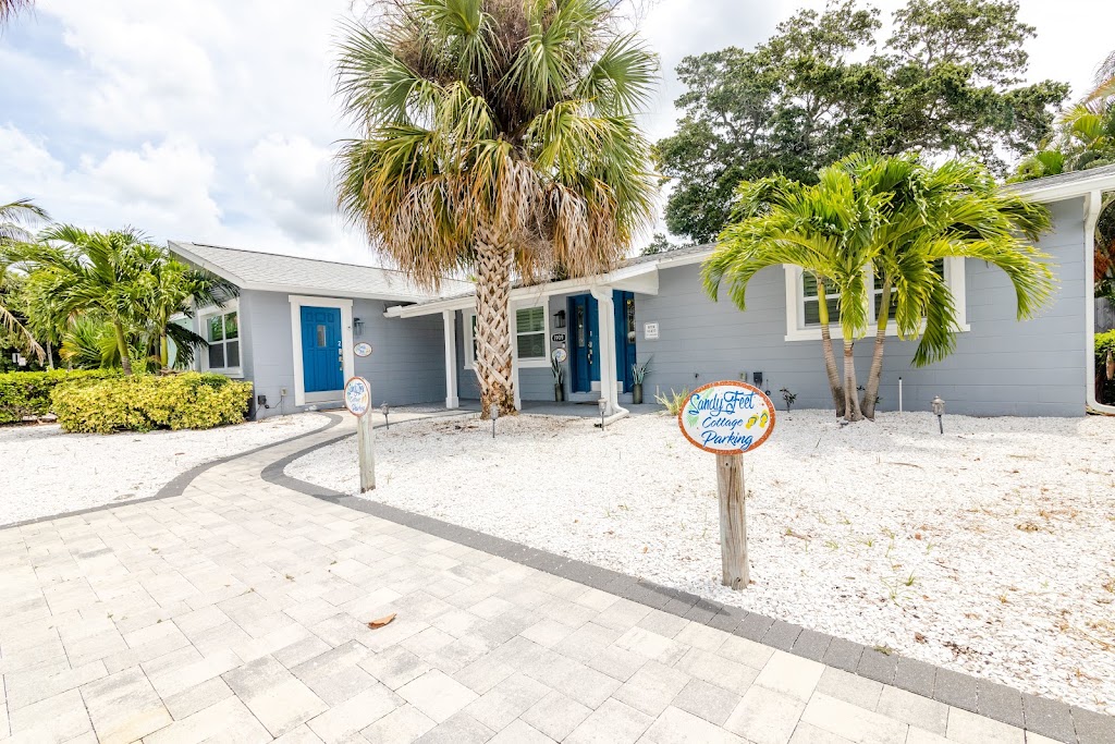 Salt and Sand Vacation Cottages | 1909 2nd St, Indian Rocks Beach, FL 33785, USA | Phone: (727) 804-6568