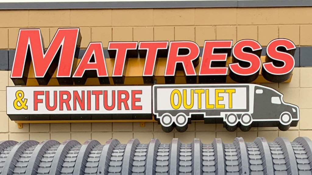 Mattress and Furniture Outlet | 1300 Schaefer Rd, Granite City, IL 62040, USA | Phone: (618) 772-0776