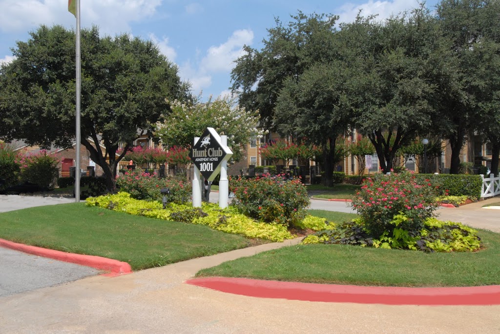 Hunt Club Apartments | 1001 Fuller Wiser Rd, Euless, TX 76039, USA | Phone: (469) 464-5652