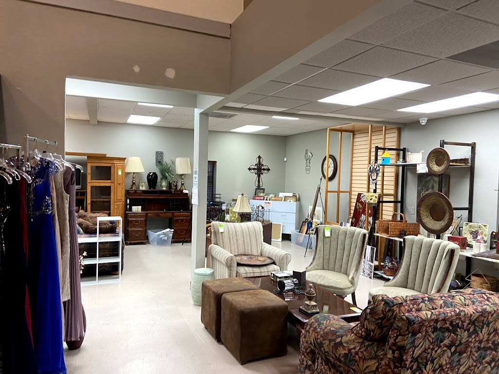 Rockwall County Helping Hands Administration & Thrift Store | 950 Williams St, Rockwall, TX 75087, USA | Phone: (972) 771-1655