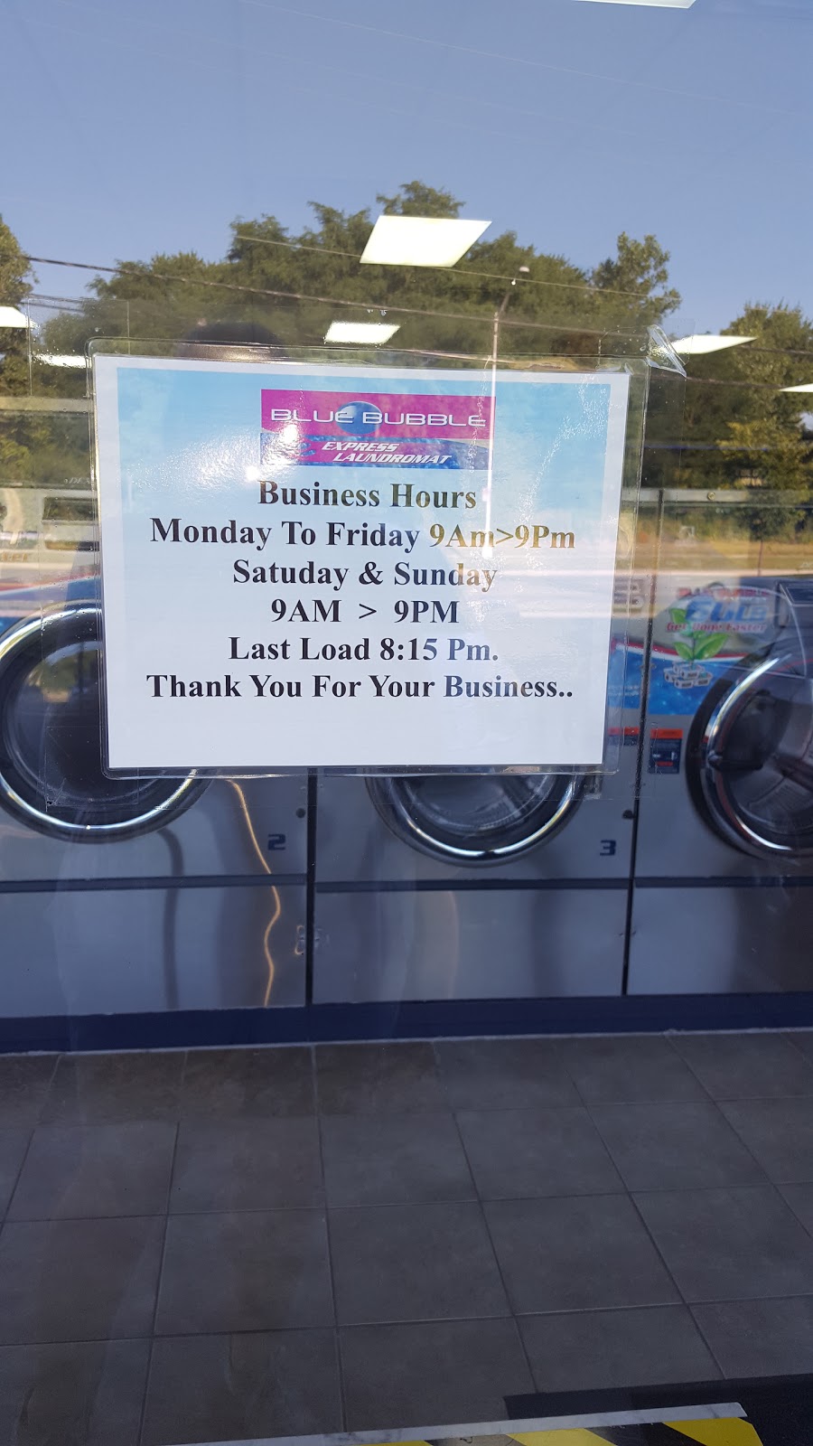 Blue Bubble Express Laundromat | 6701 Karl Rd, Columbus, OH 43229, USA | Phone: (614) 568-3204