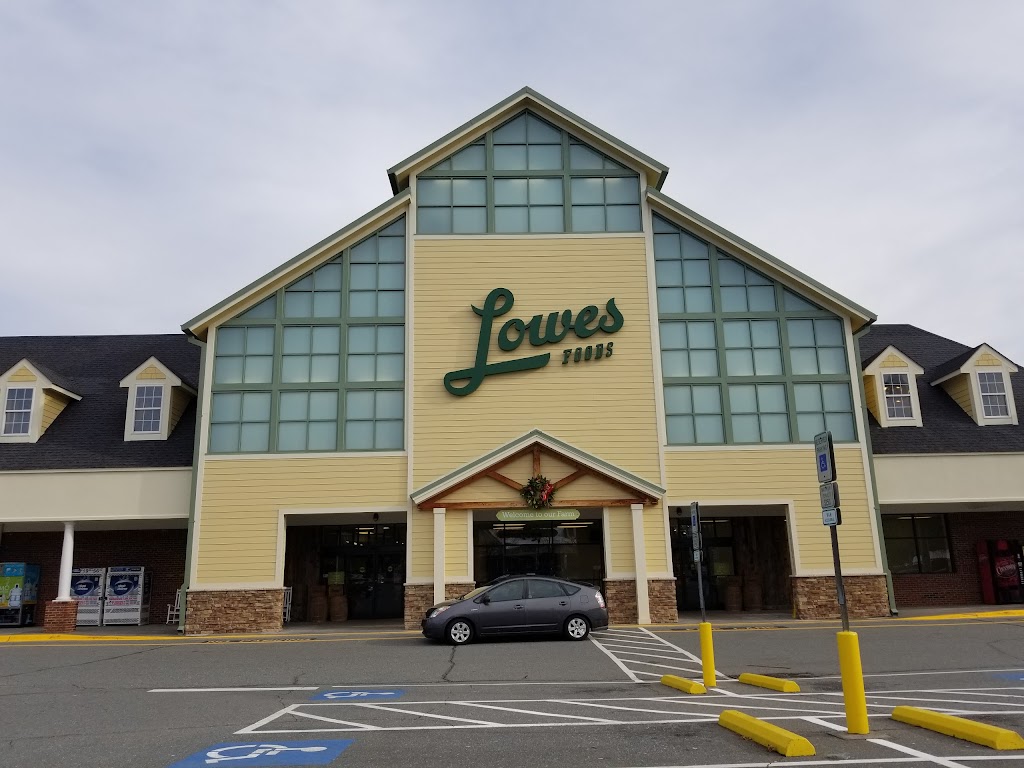 Lowes Foods of Lewisville | 177 Lowes Food Drive, Lewisville, NC 27023, USA | Phone: (336) 945-5307