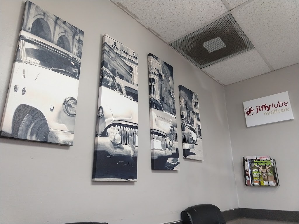 Jiffy Lube | 1012 N Industrial Blvd, Euless, TX 76039, USA | Phone: (817) 571-2242