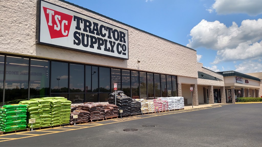 Tractor Supply Co. | 15 Plaza Pkwy, Lexington, NC 27292, USA | Phone: (336) 243-5980