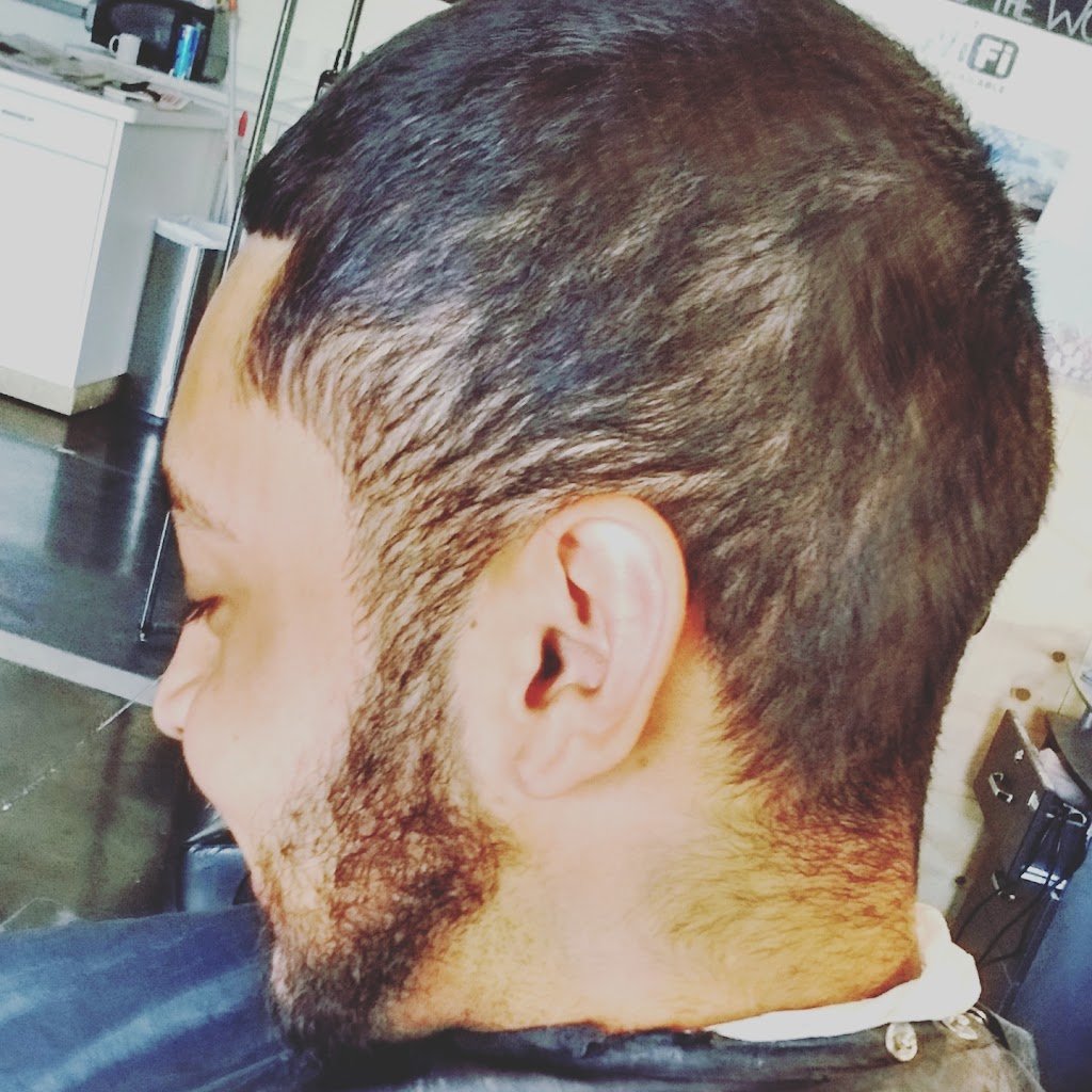 M&Ds Barber Shop | 13043 Stockdale Hwy #400, Bakersfield, CA 93314, USA | Phone: (661) 321-0626