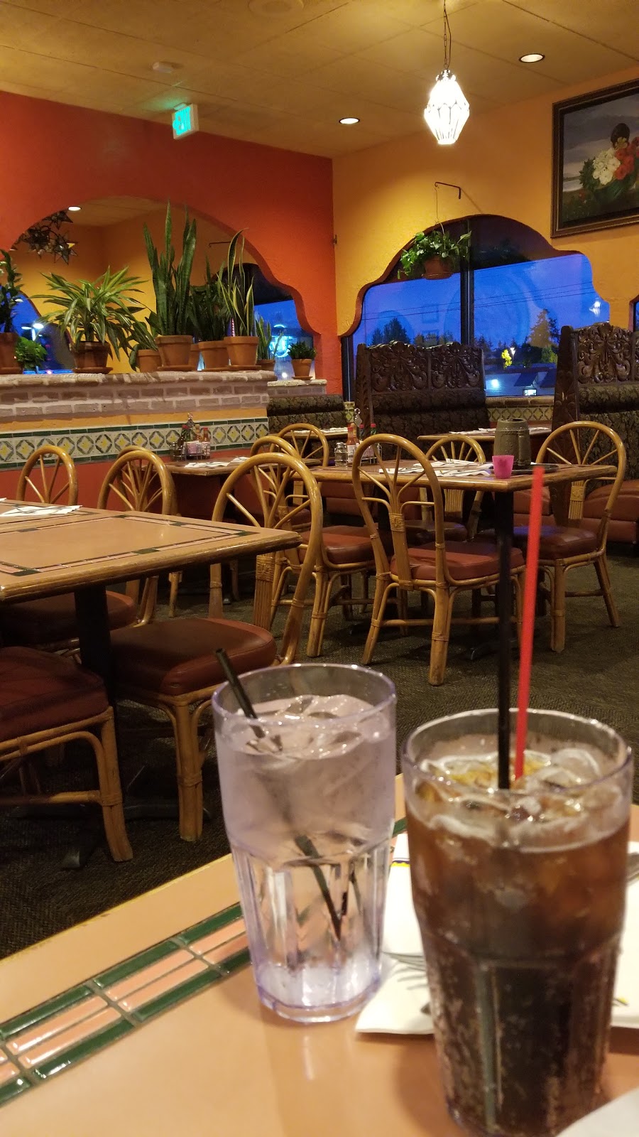 Azteca Mexican Restaurants | 11811 Mukilteo Speedway, Mukilteo, WA 98275, USA | Phone: (425) 438-1414