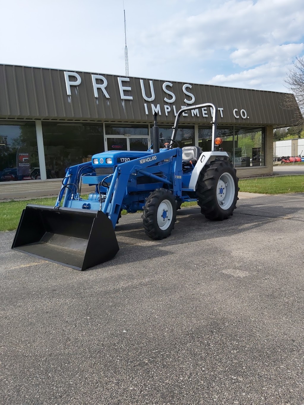 Preuss Implement Inc | W8380 Co Rd P, Portage, WI 53901, USA | Phone: (608) 742-5525