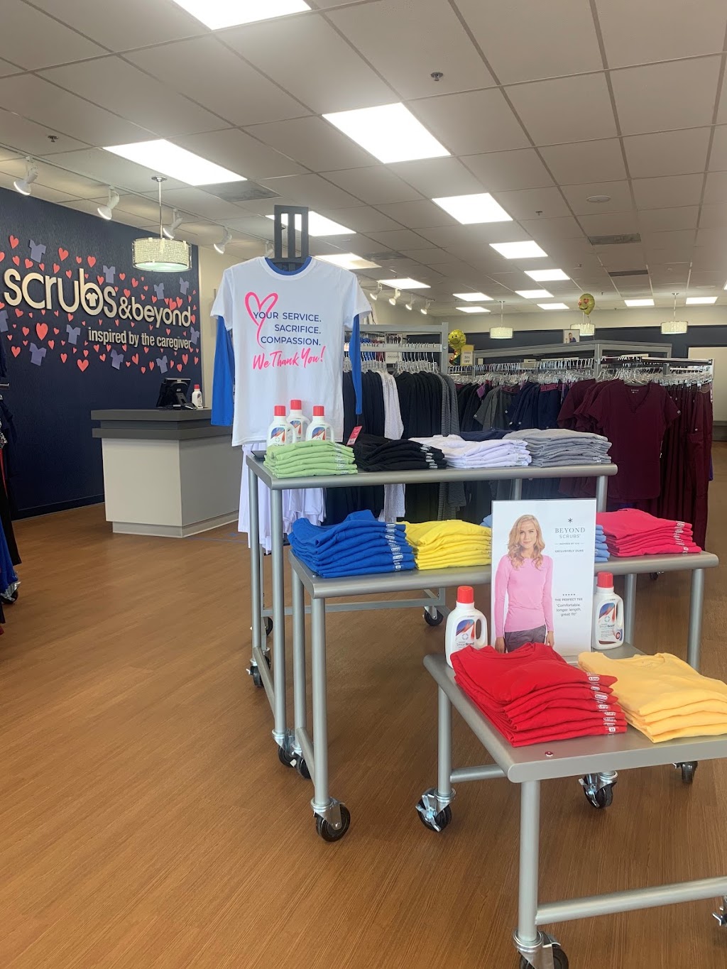 Scrubs & Beyond | 3640 Green Mt Crossing Dr, Shiloh, IL 62269, USA | Phone: (618) 624-3523