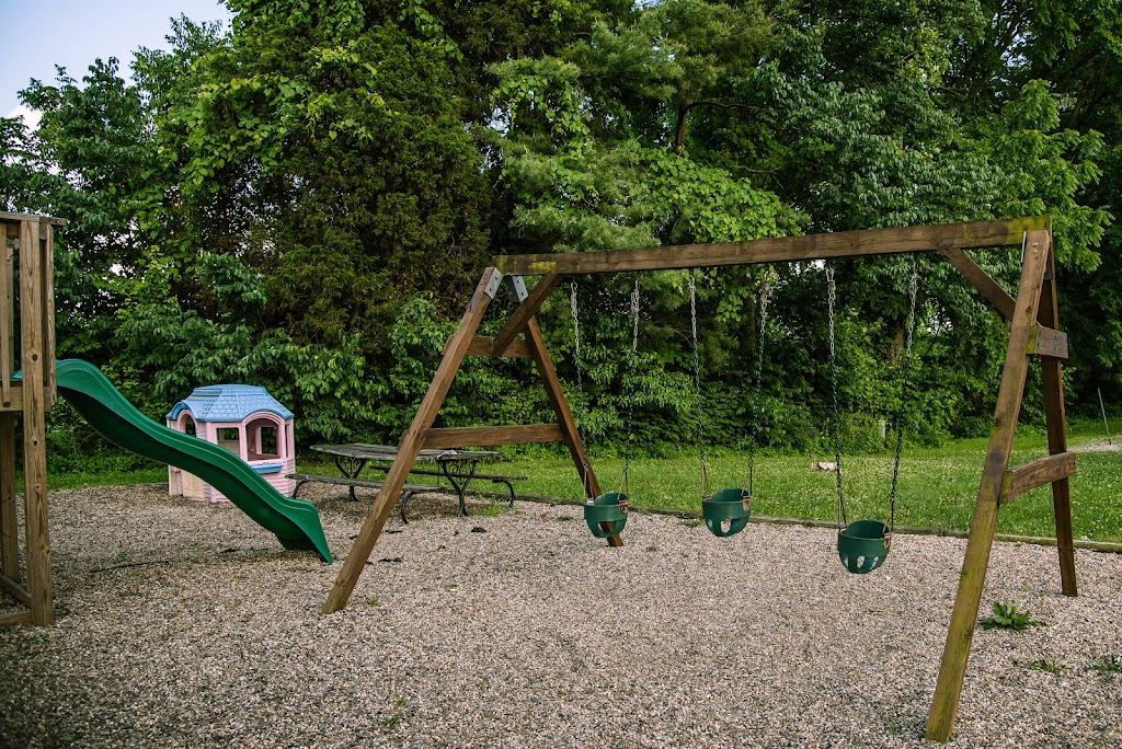 Lincoln Hills Christian Church | 1130 Dale Ave, Corydon, IN 47112, USA | Phone: (812) 738-8253